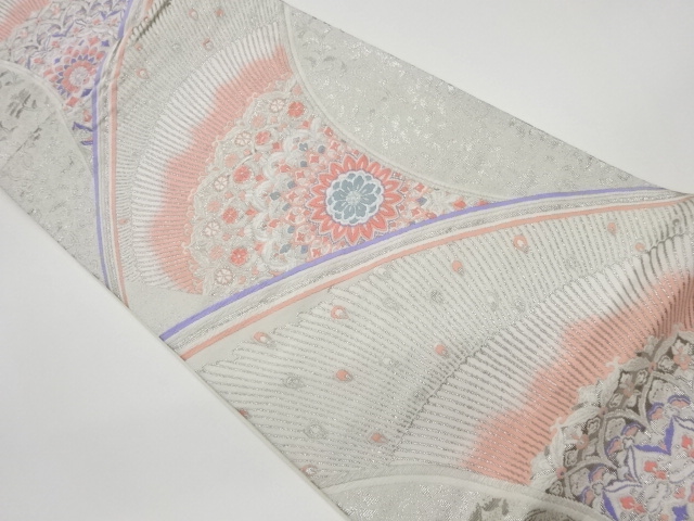 リサイクル　華紋に孔雀羽・花唐草模様織出し袋帯